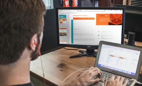 Designer Building Web Site